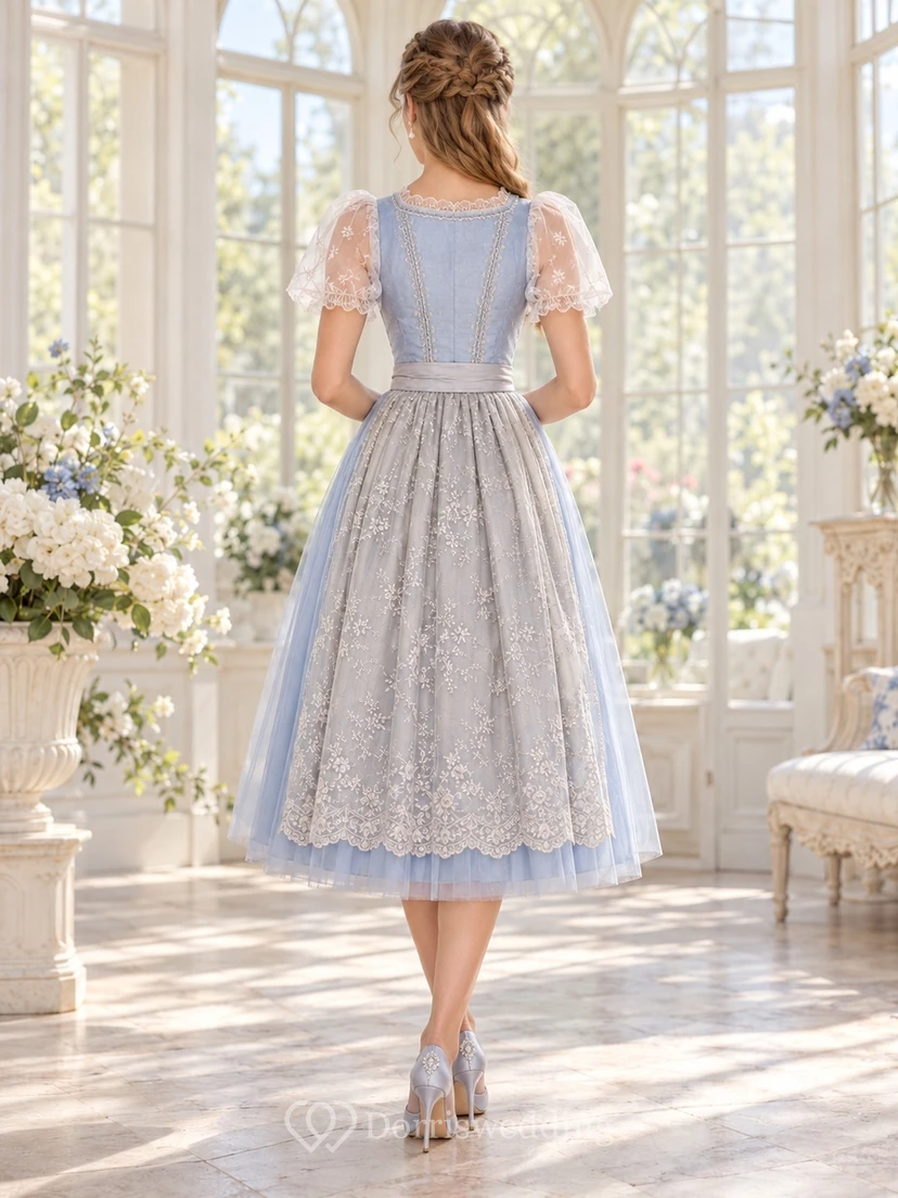 Robe Dirndl vintage bleue à col carré et manches courtes en dentelle, style tablier view 2