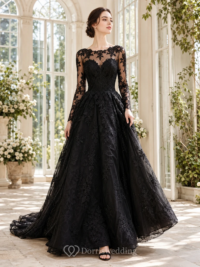 Robe de bal vintage en dentelle noire à col montant et manches longues