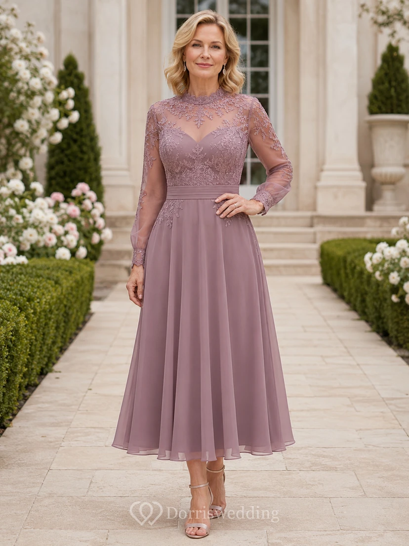 Vintage-Kleid in Mauve mit hohem Kragen, Illusionsspitze, Dreiviertelärmeln und Teelänge – ideal für die Mutter der Braut