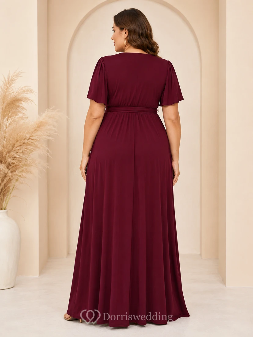 Burgunderfarbenes Umstands-Maxikleid in Übergröße mit flatternden Ärmeln und Wickeloptik view 2
