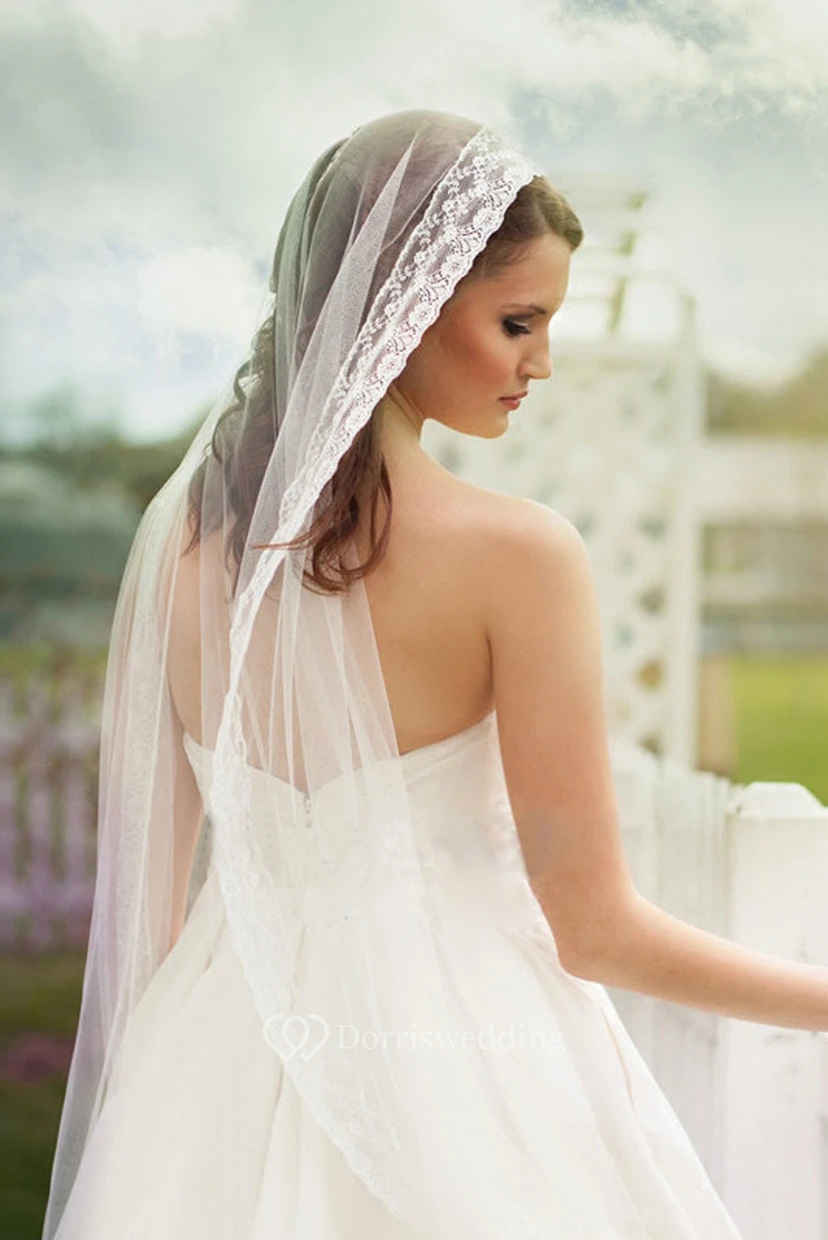Voile de mariée rétro bohème en tulle souple avec application de dentelle view 2
