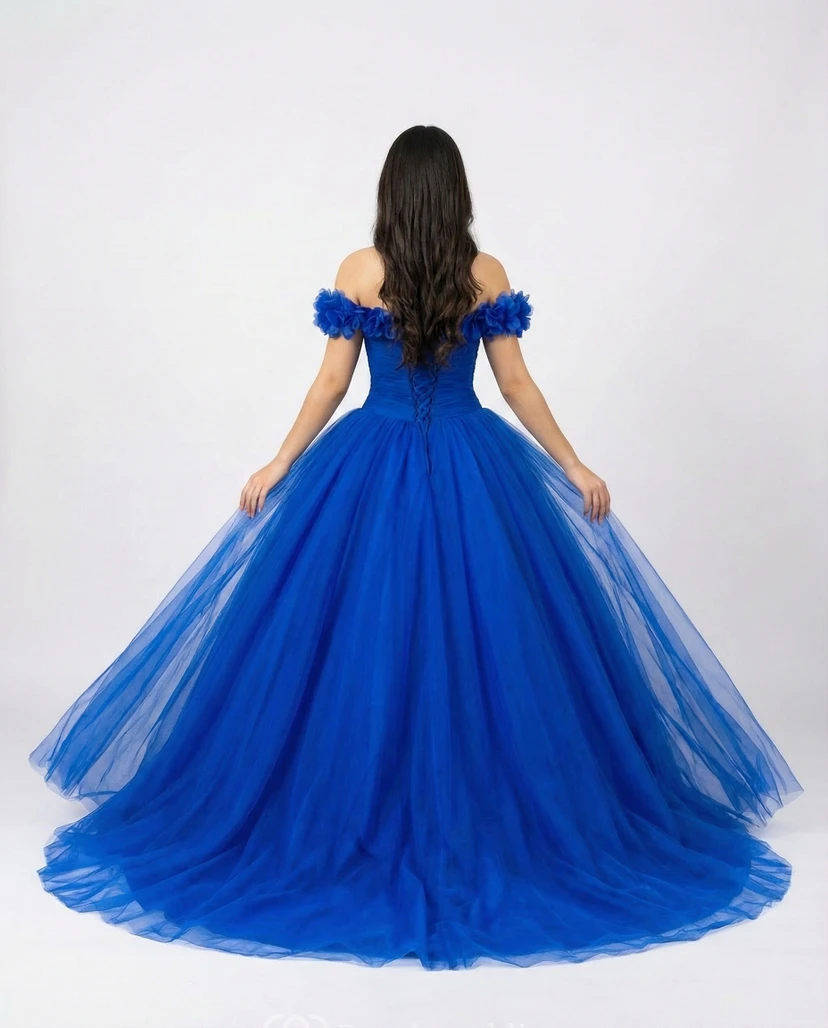 Robe de bal de quinceañera bleu roi en tulle à épaules dénudées et bretelles fleuries view 2