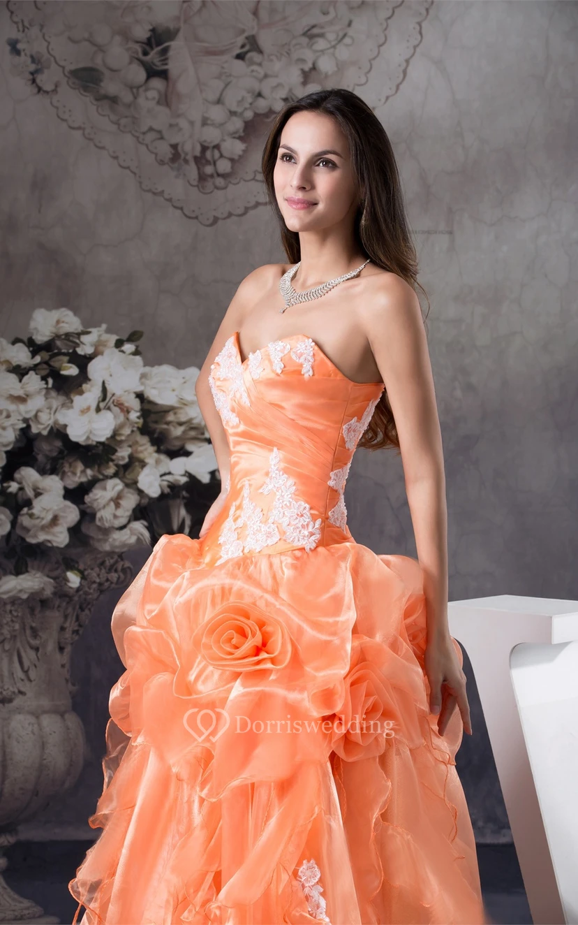 Sweetheart Ruffled Appliques and Ball-Gown With Flower view 5