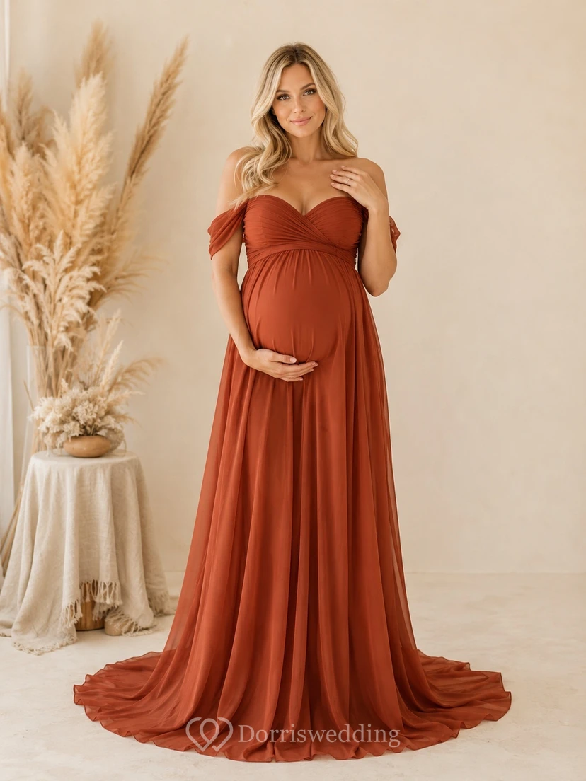 Rostfarbenes Chiffon-Kleid mit Carmen-Ausschnitt, kurzen Ärmeln, A-Linien-Schnitt, bodenlang, Umstandsmode im Empire-Stil, romantischer Gartenstil, elegant