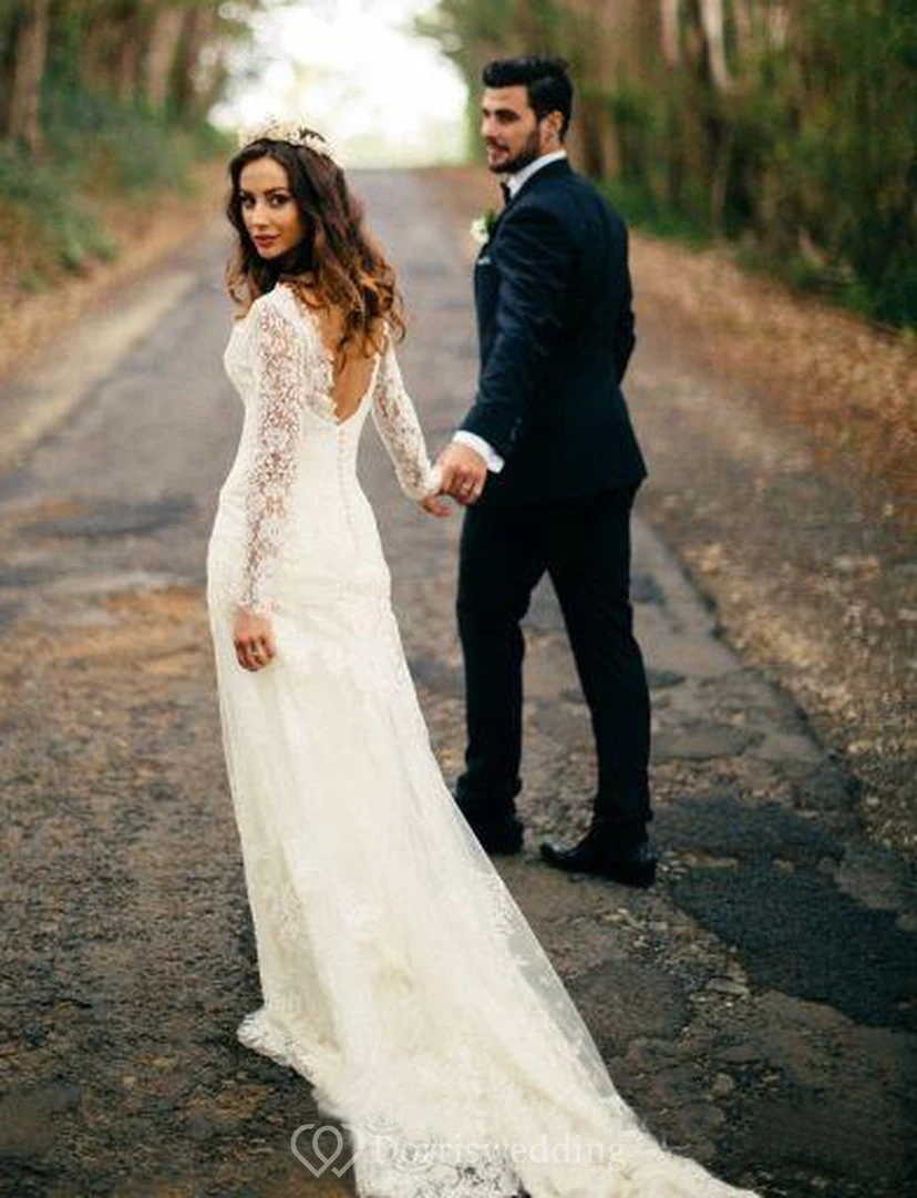Romantisches Boho-Hochzeitskleid mit langen Ärmeln, sexy tiefem V-Ausschnitt, rückenfreiem Spitzenbesatz und Spitze view 5
