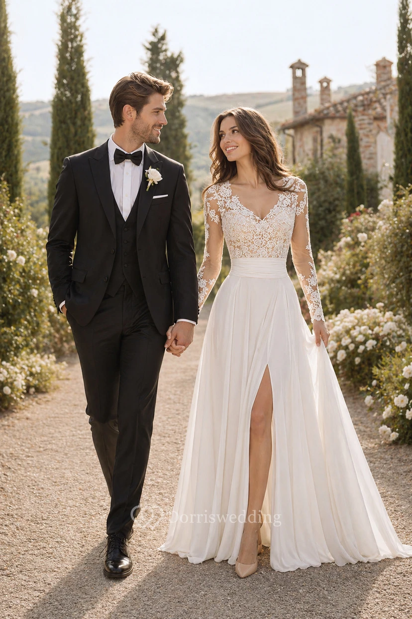 Himmlisches, bodenlanges Vintage-Brautkleid aus Chiffon und Spitze mit V-Ausschnitt und Schlüssellochausschnitt am Rücken