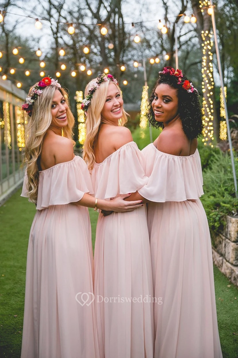 Bezauberndes, plissiertes, schulterfreies Chiffon-Brautjungfernkleid mit Raffungen view 2