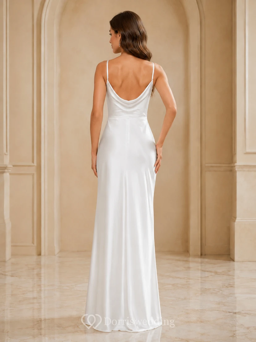 Robe de mariée fourreau moderne en satin à bretelles spaghetti et dos nu drapé, col bénitier, pour réception view 2