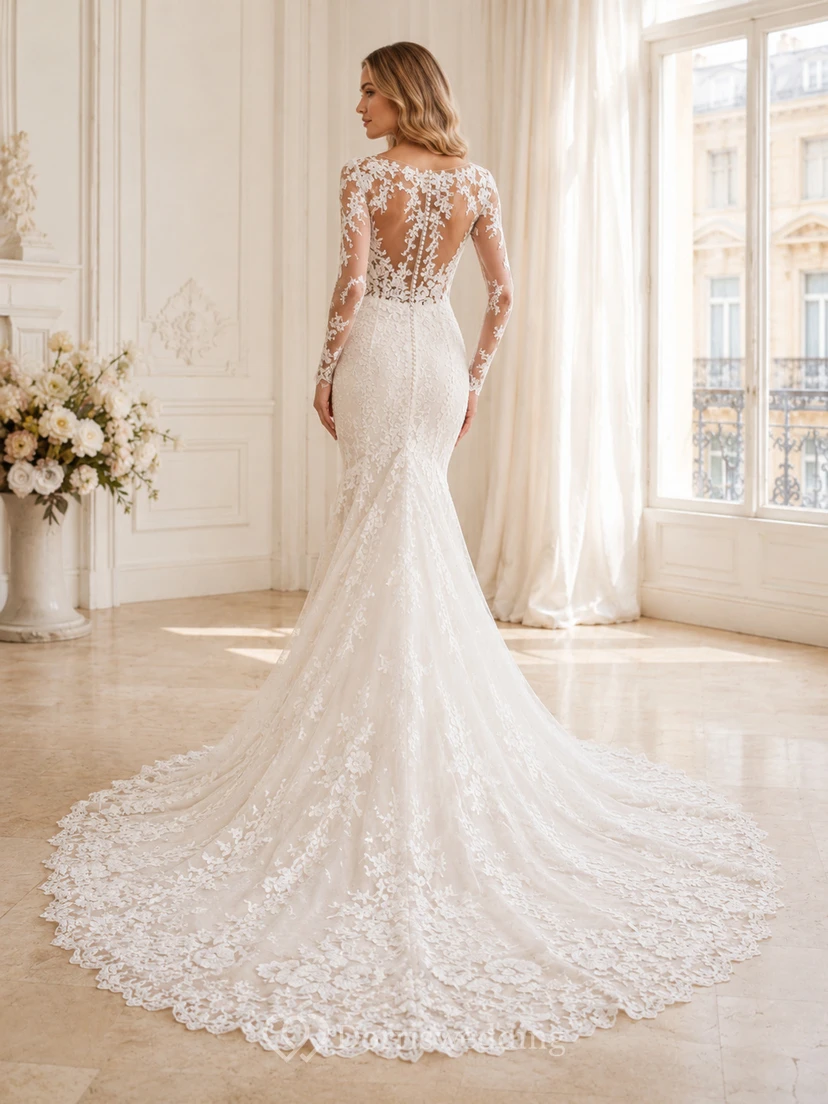 Robe de mariée sirène de luxe en dentelle florale à col en V et manches longues, avec traîne cathédrale et col cathédrale view 2