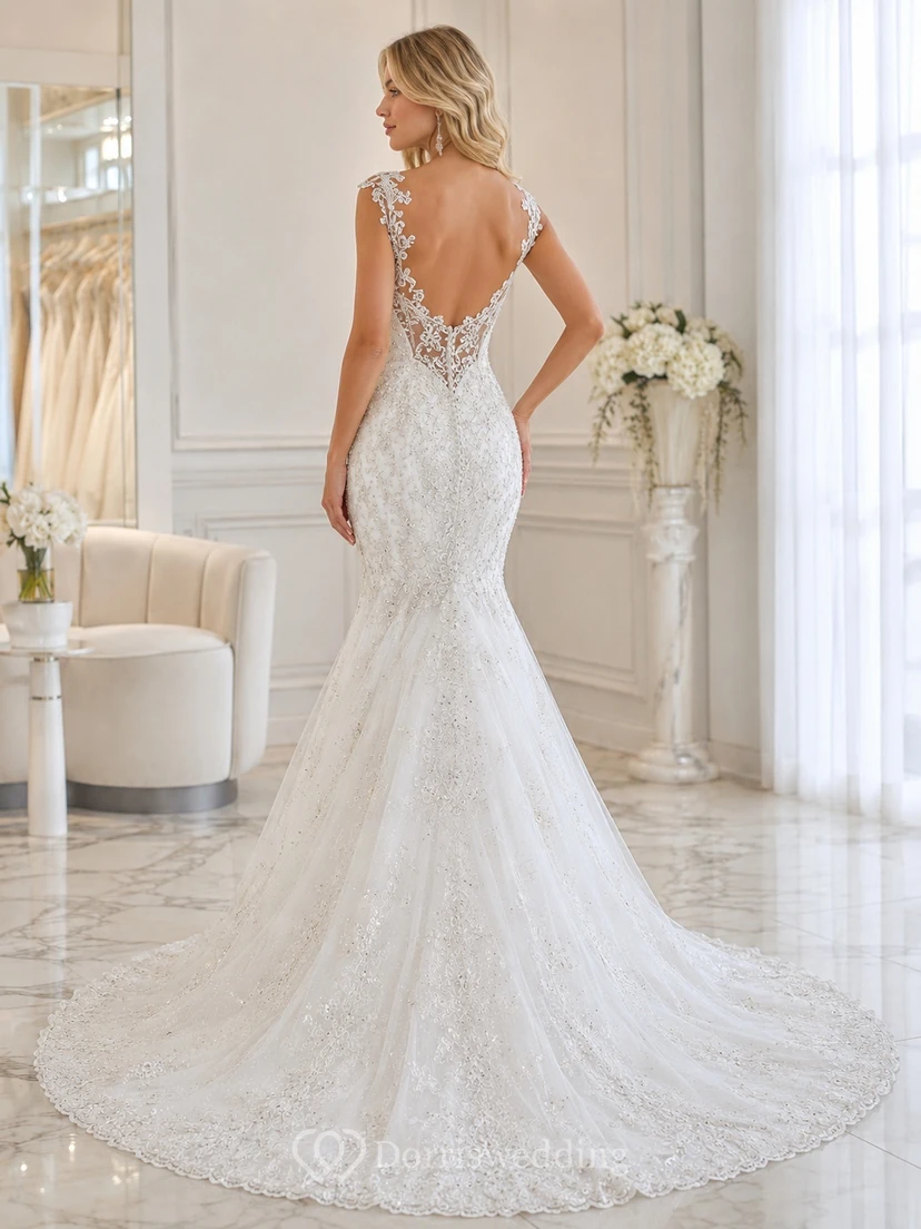 Silbernes Meerjungfrauen-/Trompetenkleid aus Spitze mit Herzausschnitt, ärmellos, bodenlang, mit Schleppe, elegantem Design view 2