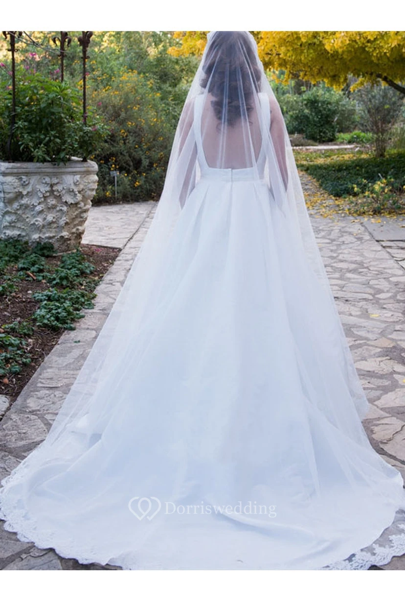 Long Tulle Wedding Veil with Scalloped Lace Appliques view 2