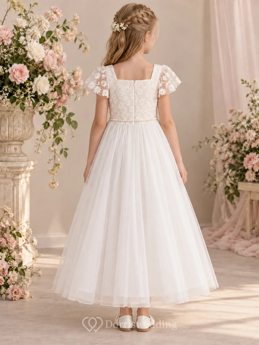 Vestido de niña de flores blanco de corte A con escote cuadrado, estampado floral, mangas acampanadas y largo hasta los tobillos. view 2