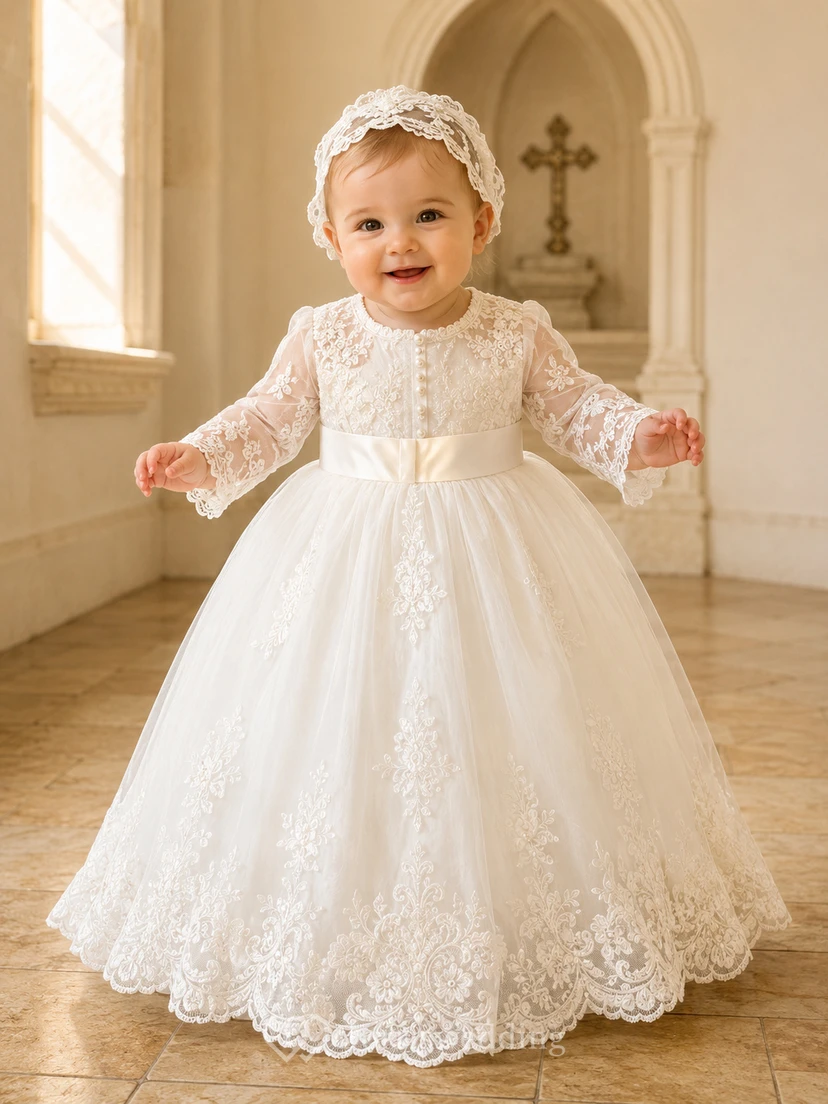 Vestido de bautizo de lujo estilo Champagne Regal, corte en A, largo hasta los tobillos, cuello joya, manga larga, tul, encaje y espalda abotonada.