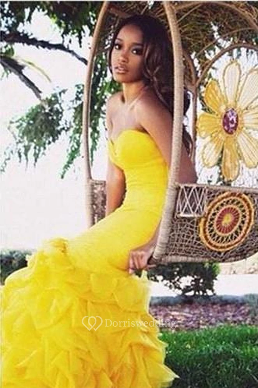 Gorgeous Sweetheart Yellow Prom Dresses Mermaid With Train view 3