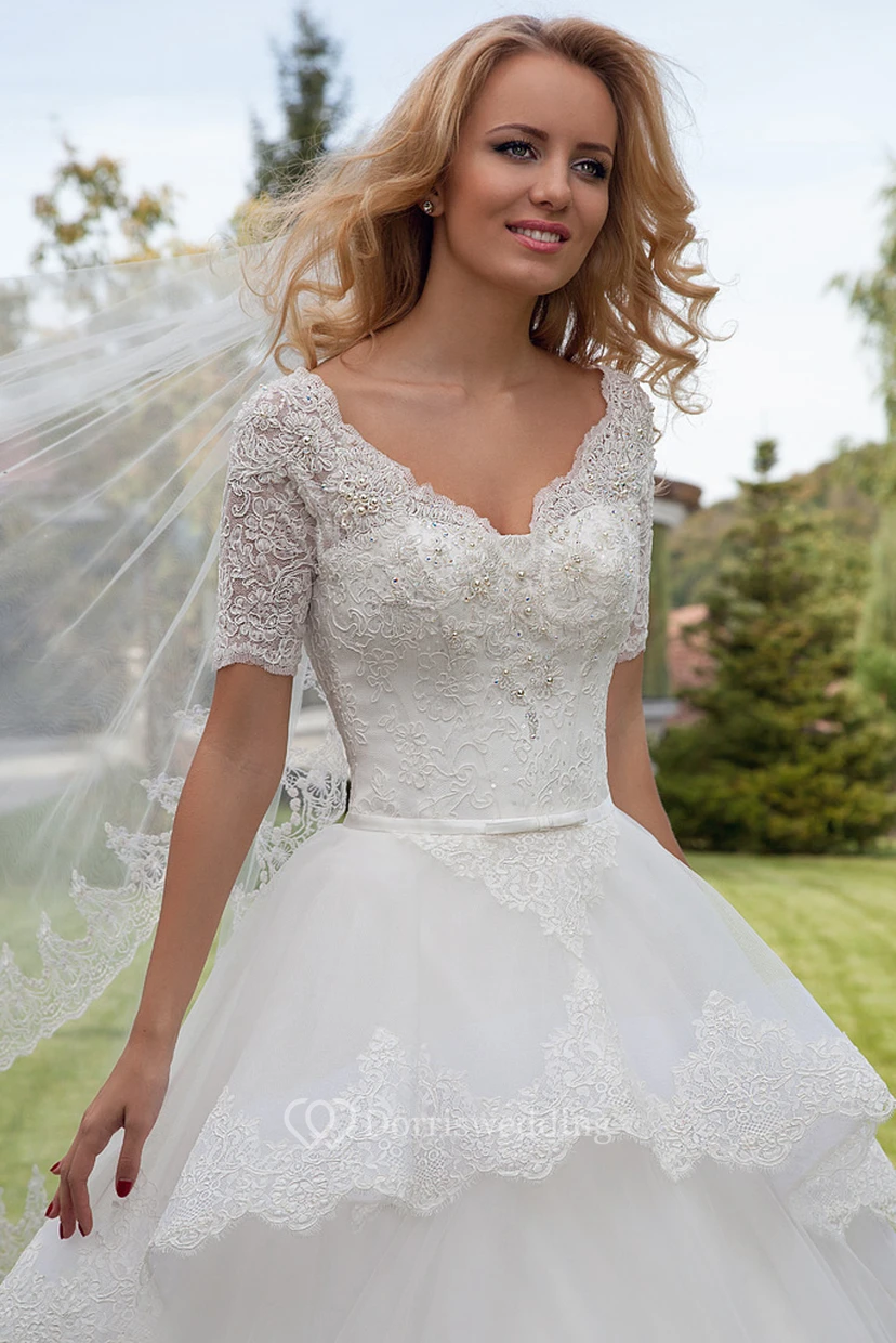 Ball Gown V-Neck Appliqued Short Sleeve Lace Wedding Dress view 4