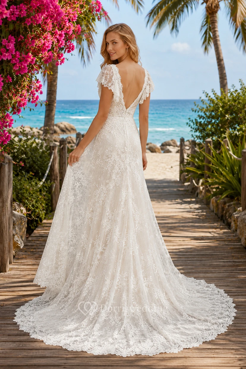 Kurzärmeliges A-Linien-Strandhochzeitskleid aus Spitze view 2