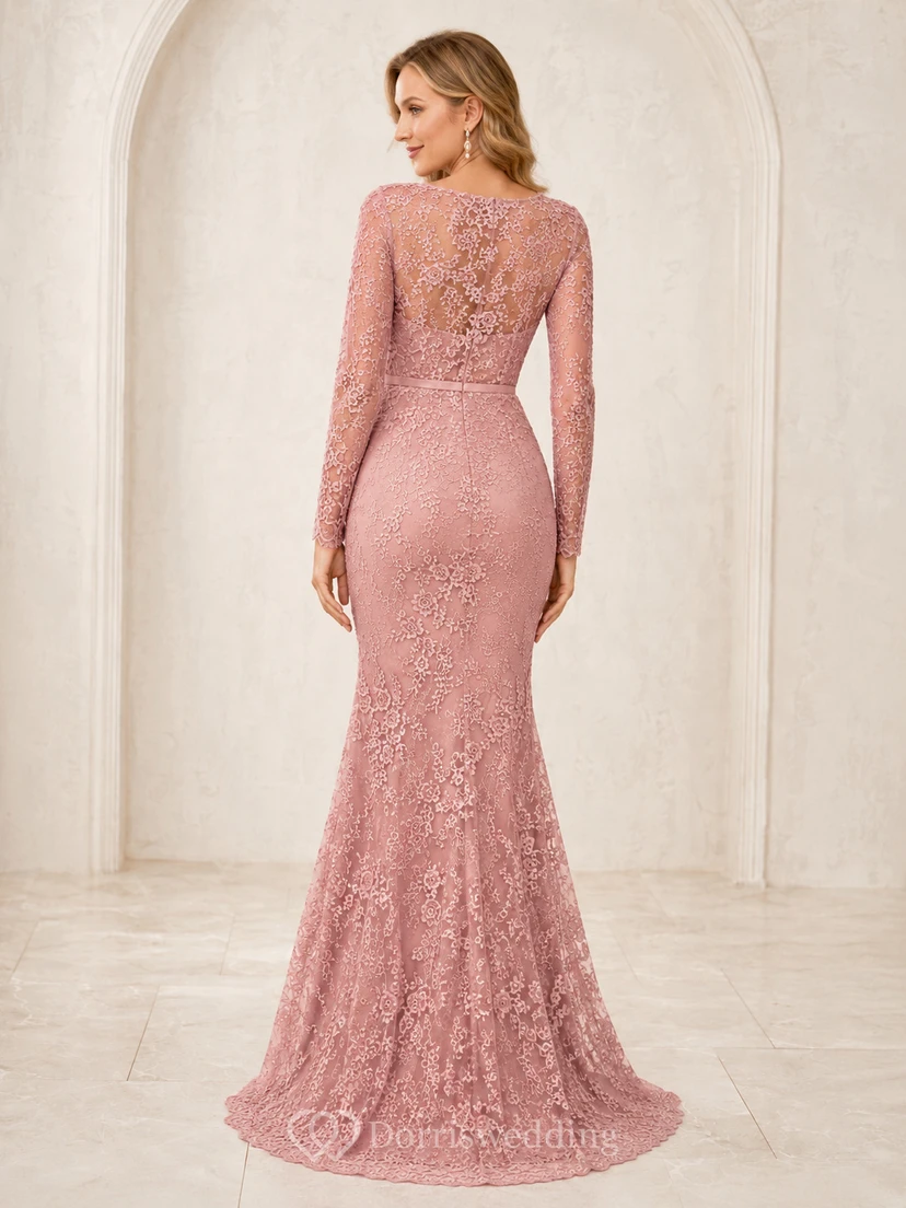 Elegantes, hochgeschlossenes Meerjungfrauen-Abendkleid aus Spitze in Altrosa mit Illusionsärmeln und hohem Kragen view 2