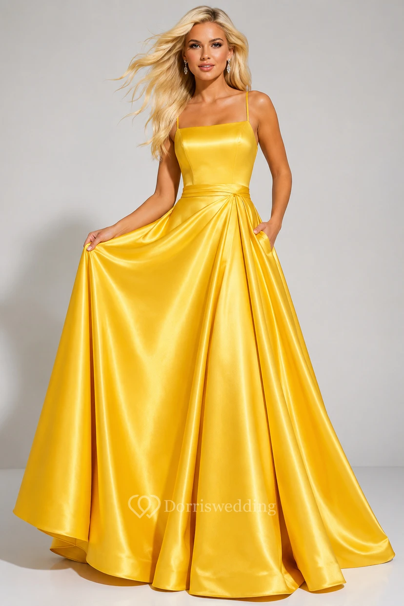 Narzissengelbes, trägerloses Satin-Ballkleid mit herzförmigem Ausschnitt und Faltenrock