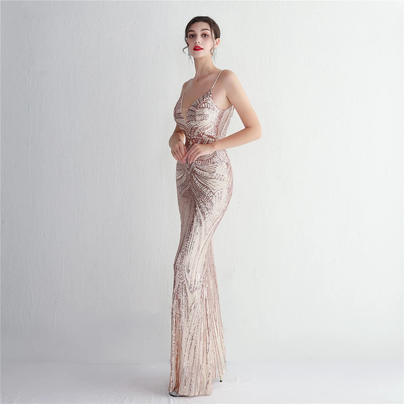 Vestido largo de noche con lentejuelas y tirantes de flores, ajustado, elegante y de estilo sofisticado. view 20