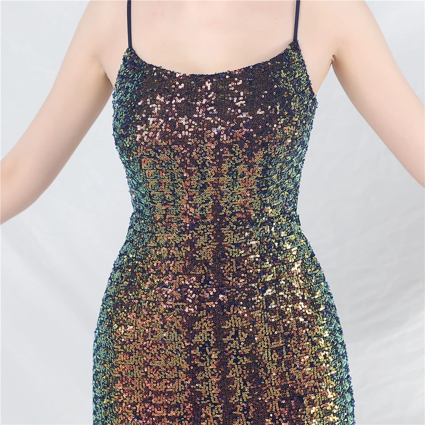 Hochwertiges, schillerndes Pailletten-Abendkleid mit Trägern view 32