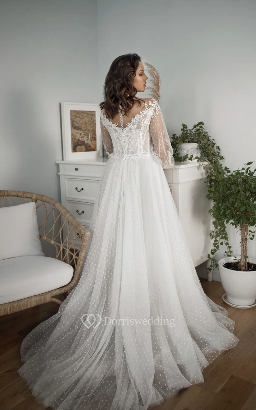 Elegantes Brautkleid aus Spitze und Tüll in Übergröße mit Illusionseffekt, langen Ärmeln und V-Ausschnitt view 2