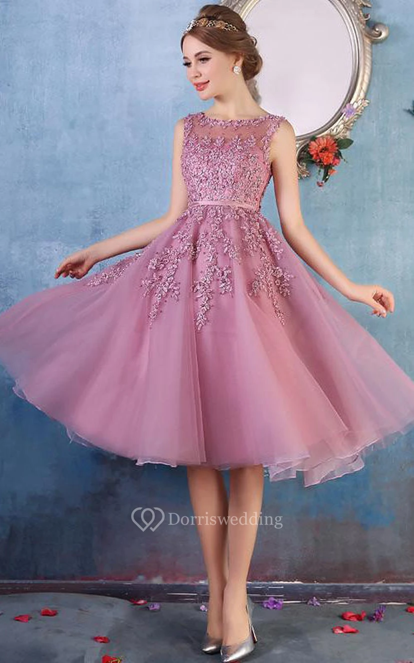 Impresionante vestido de corte A sin mangas con escote redondo y encaje view 5