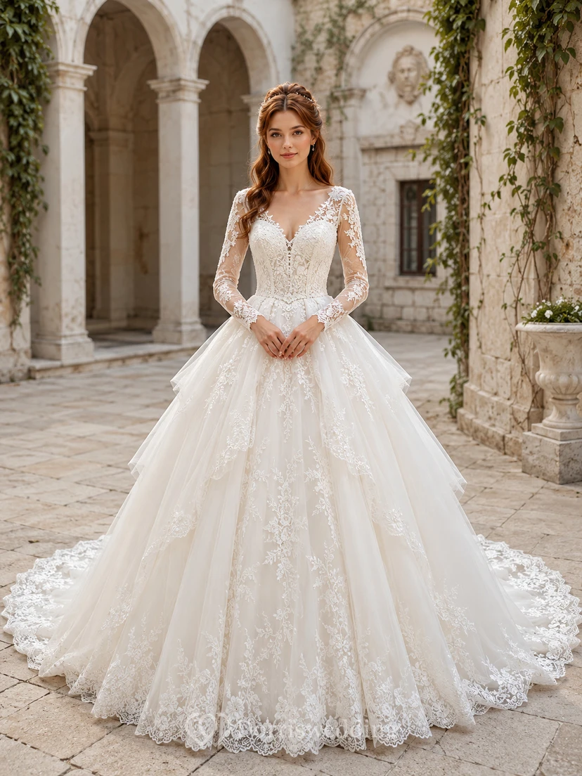 Satin-Hochzeitskleid, Etuikleid, eckiger Ausschnitt, ärmellos, Schleppe