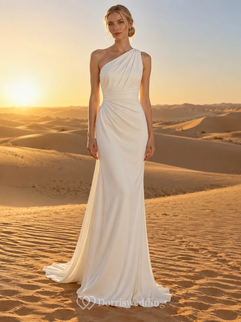 Vestido de novia sencillo de gasa plisada de un solo hombro con cola.