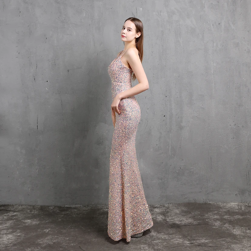 Vestido de fiesta de noche elegante y ajustado con lentejuelas coloridas de Heavy Craft para celebridades. view 12