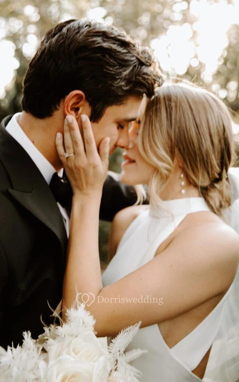 Bohemian Neckholder-Hochzeitskleid mit hohem Kragen, A-Linie und asymmetrischem Saum, ärmellos view 3