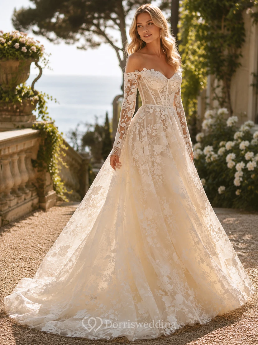 Vestido de novia de encaje color champán con escote Bardot, corte en A y mangas largas. view 5