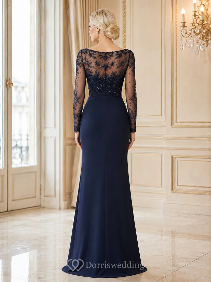 Vestido de novia largo de manga larga con encaje floral y escote barco en azul marino oscuro, estilo sirena, para madres. view 2
