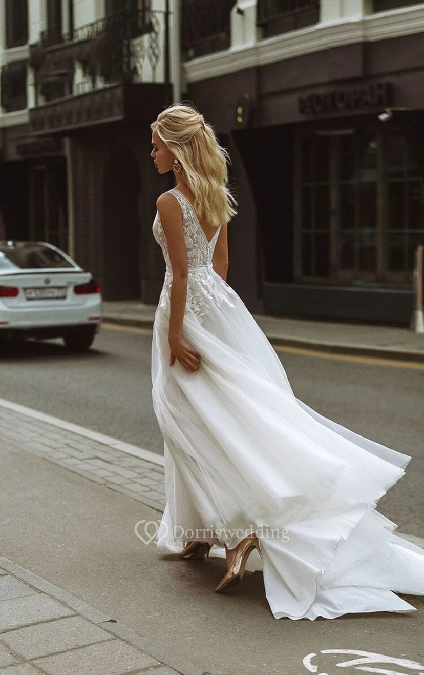 Robe de mariée sexy en dentelle, décolleté en V, coupe empire décontractée, trapèze, style A ... empire view 2