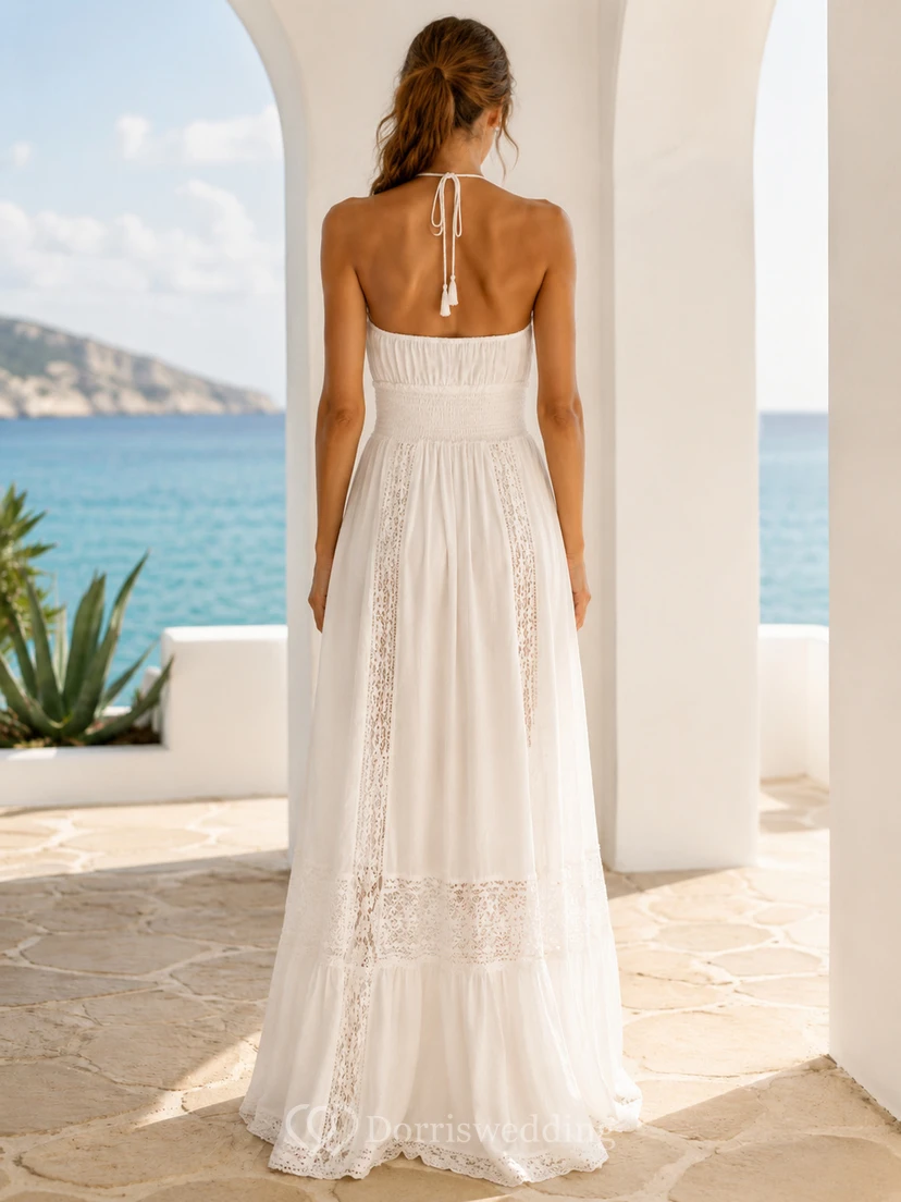 Vestido largo blanco de gasa con encaje de ganchillo y cuello halter alto, corte en A, estilo Adlib Ibiza. view 2