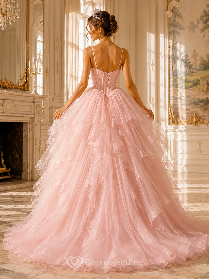 Tüll-Abendkleid in zartem Rosa, Spaghettiträger, bodenlanges Ballkleid mit Herzausschnitt, Stufen und Rüschen view 2