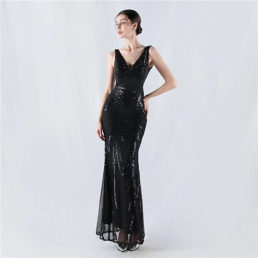 Paillettenbesetzte Blumen auf der Rückseite, Perlenstickerei mit Cape, Abendkleid für die Jahreshauptversammlung view 24