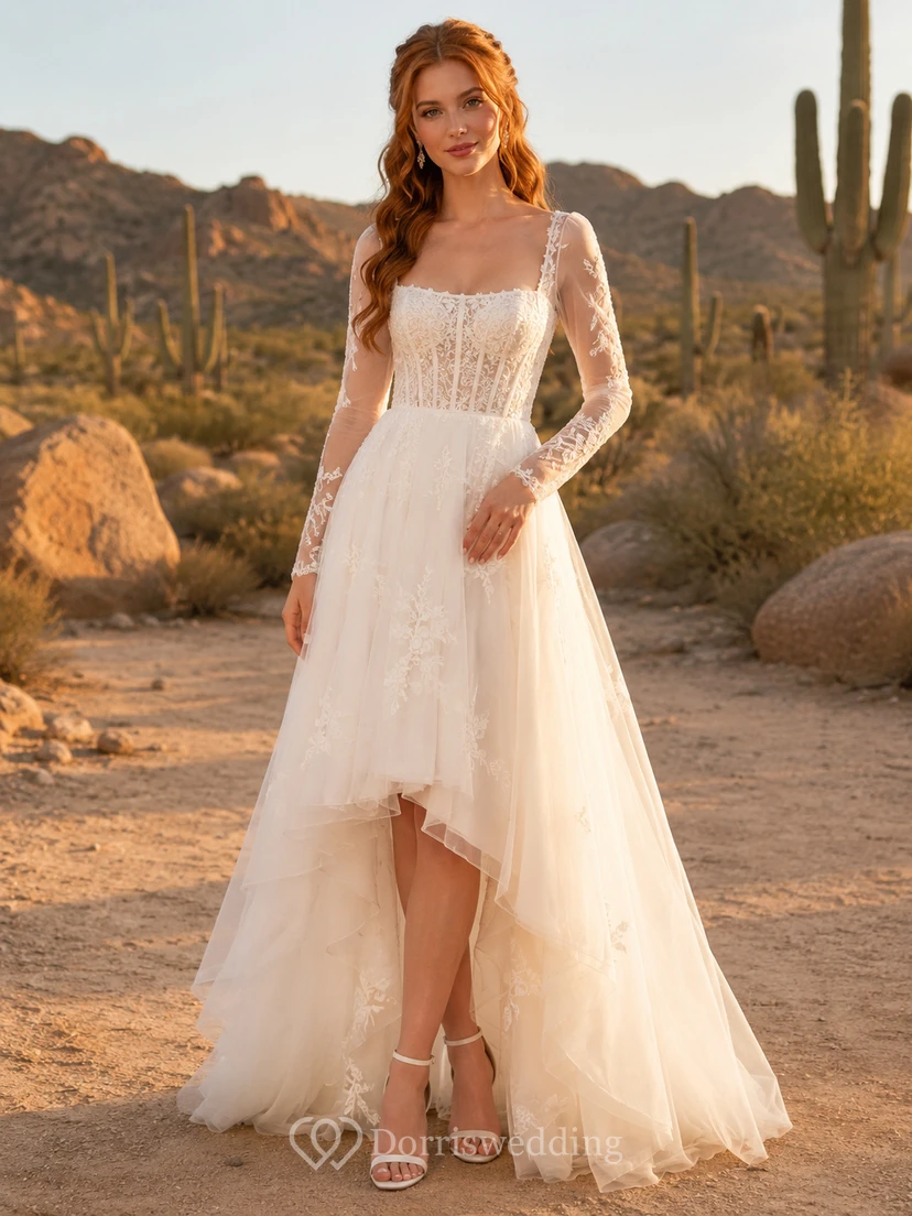 Robe de mariée bohème à manches longues en tulle style désertique, asymétrique et longue