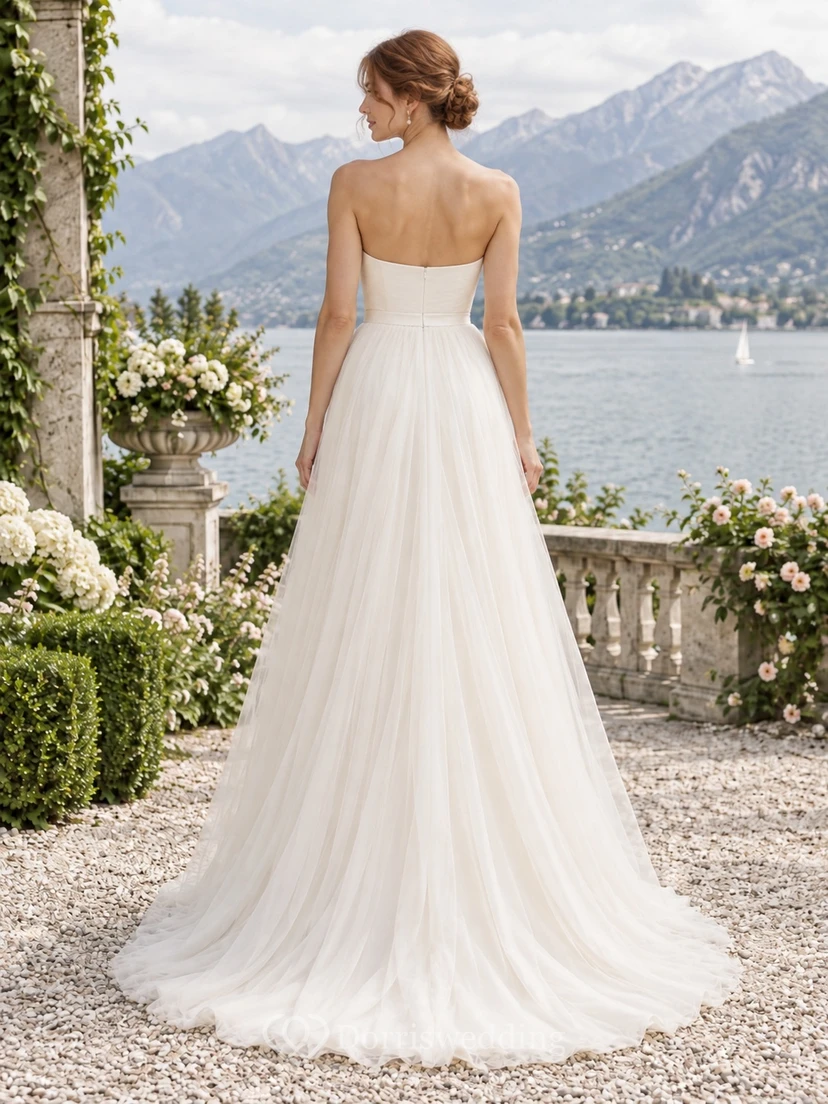 Romantisches trägerloses, ärmelloses Brautkleid aus Tüllsatin in A-Linie mit Schleppe view 2