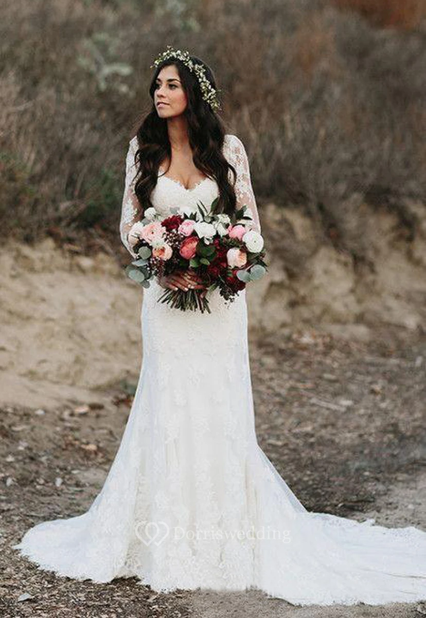 Sexy Brautkleid im Landhausstil mit tiefem V-Ausschnitt, rückenfreiem Design, langen Ärmeln, Spitze und Schleppe view 6