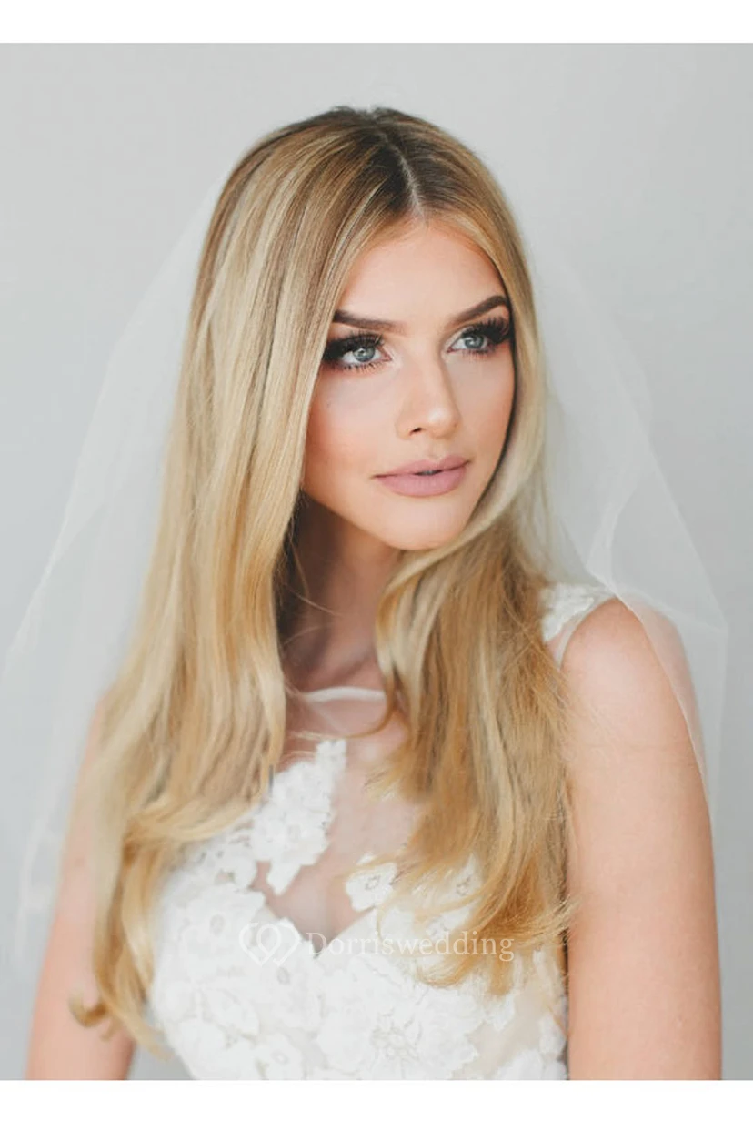Soft Single Layer Short Tulle Bridal Veil view 3