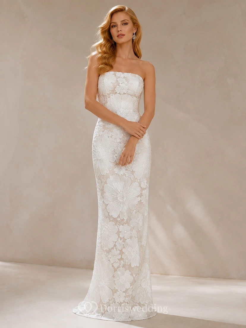 Elegante vestido de noche de novia estilo sirena sin tirantes con encaje y cola larga