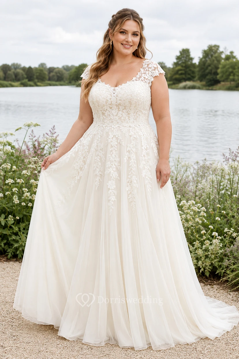 Plus Size Brautkleid in A-Linie mit kurzen Ärmeln aus Spitze und V-Ausschnitt am Rücken