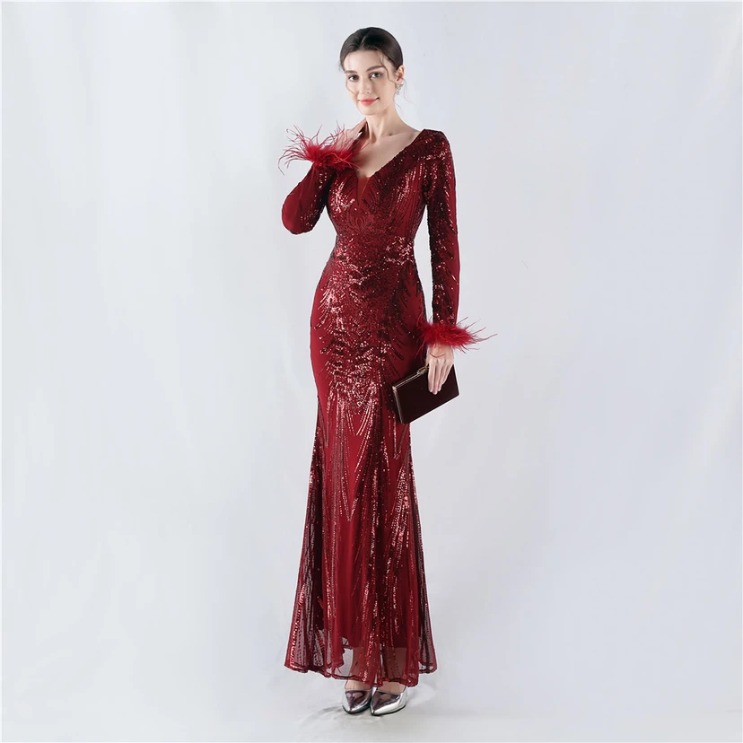 Robe de soirée haut de gamme ornée de perles florales fixes et de poils d'autruche, hôte de la réunion annuelle d'hiver view 14