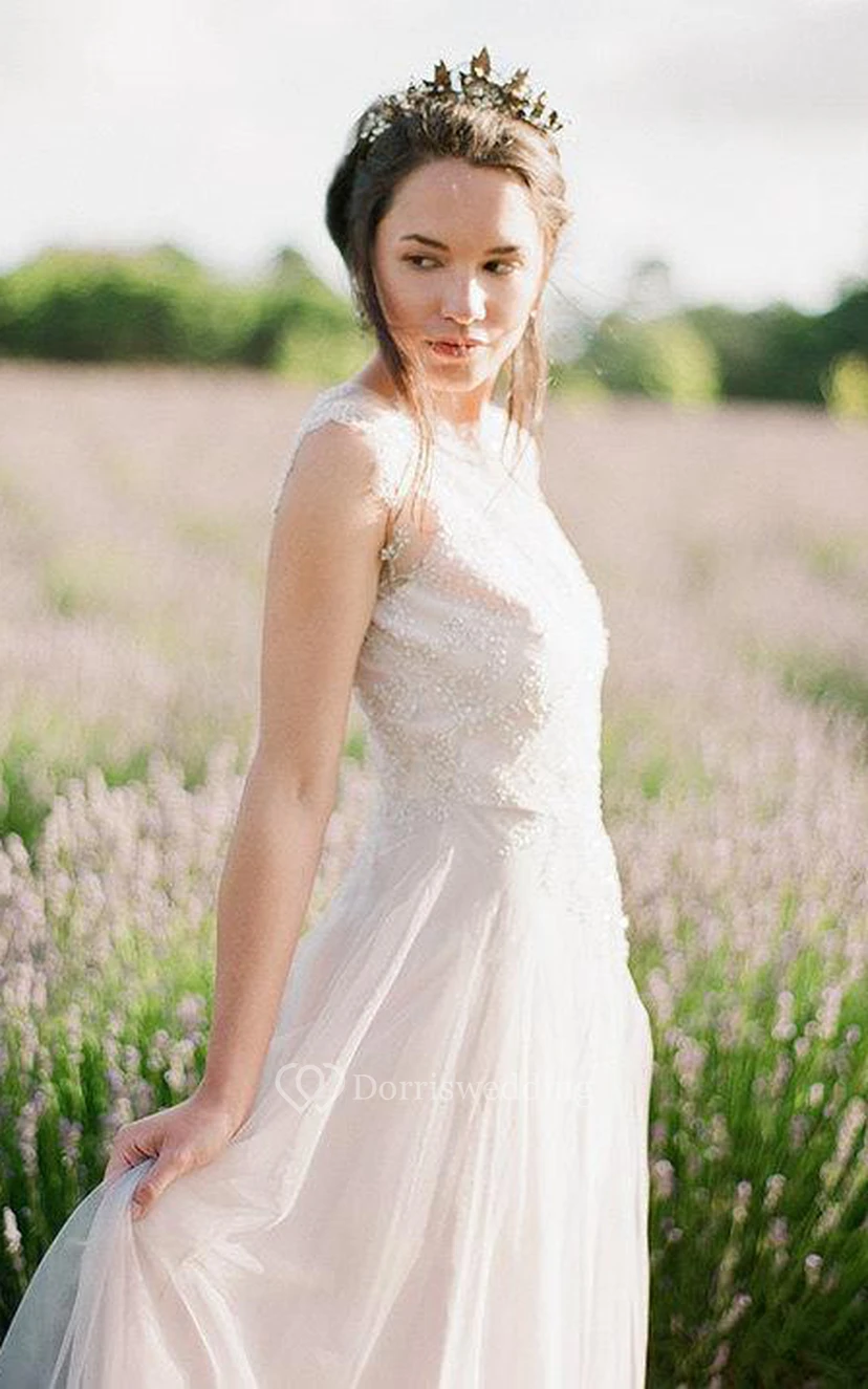 Robe en tulle sans manches, coupe trapèze, col rond, dos illusion et perles