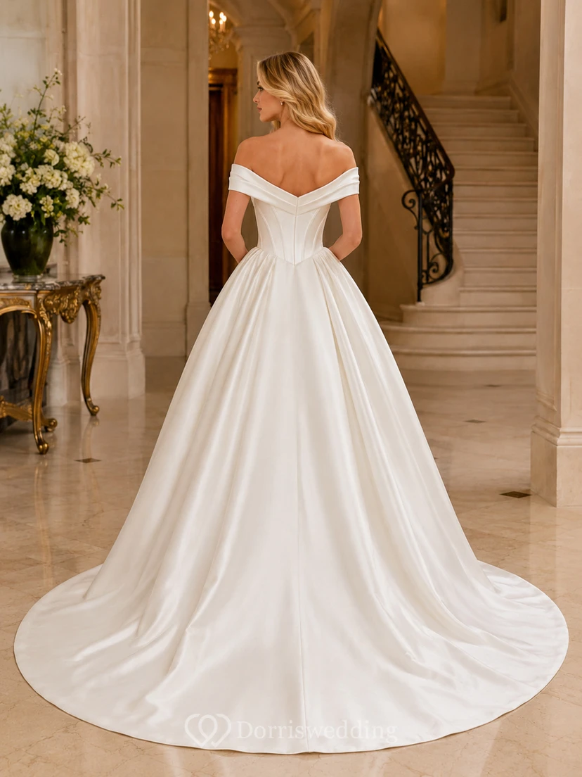 Brautkleid aus Satin im Meerjungfrauenstil, trägerlos, mit Schleppe view 2
