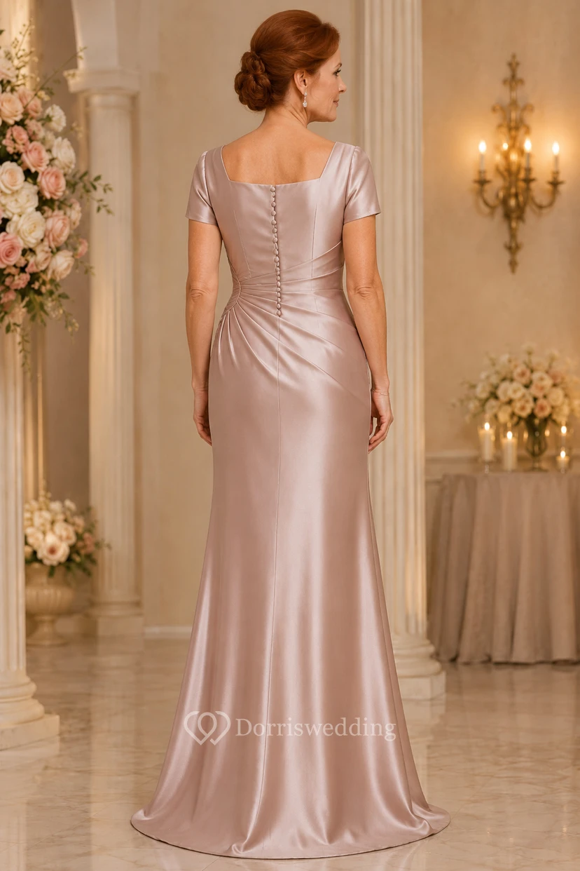 Rosafarbenes, figurbetontes Mutterkleid aus Satin mit Wasserfallausschnitt und kurzen Ärmeln view 2