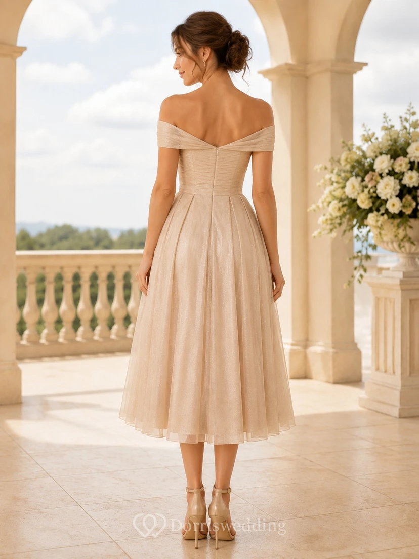 Robe midi courte en tulle champagne à épaules dénudées et manches courtes, coupe trapèze, pour petites tailles view 2