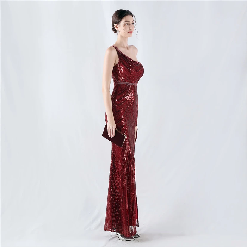 Vestido de noche asimétrico con escote alto y escote alto, adornado con cuentas florales y flores. view 15