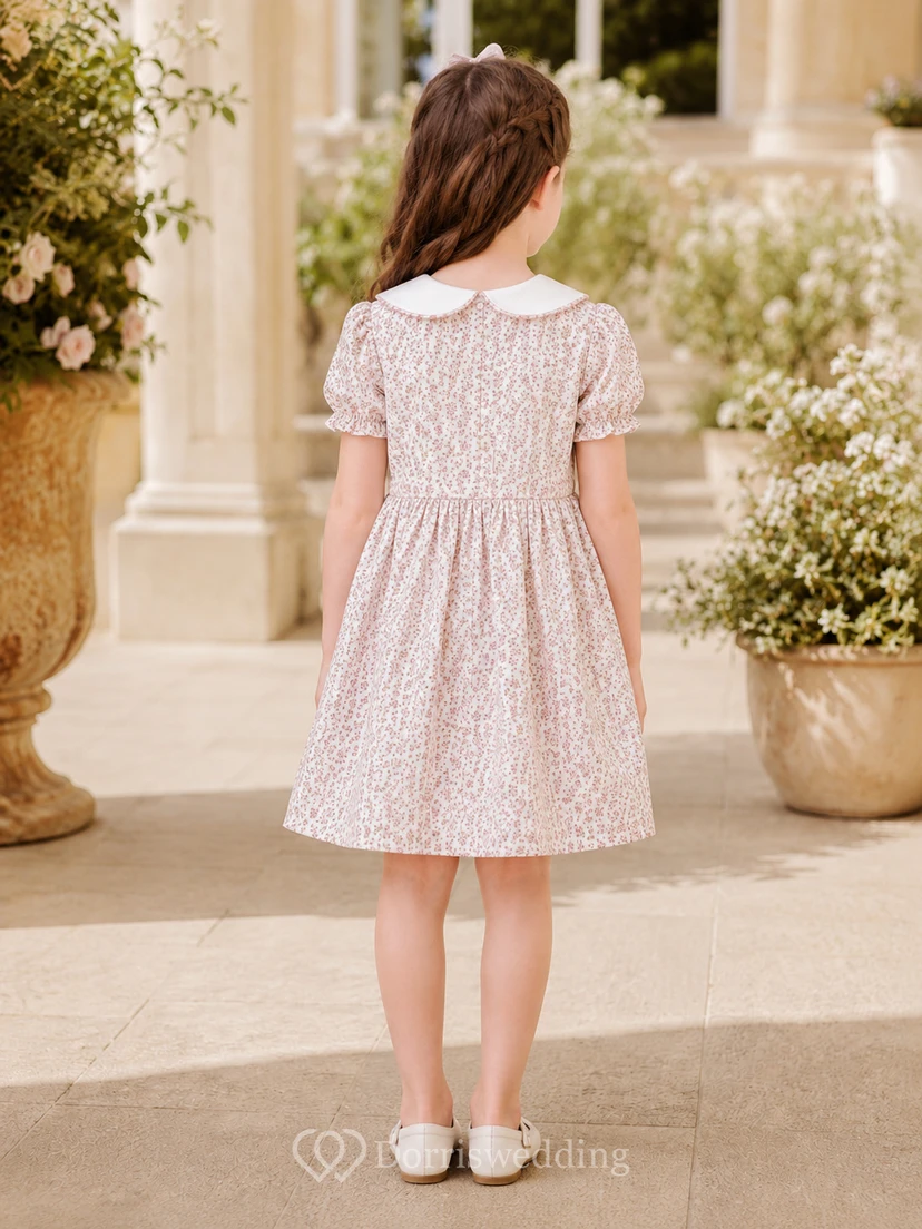 Robe de demoiselle d'honneur rose poudré imprimée en coton, coupe trapèze, manches courtes et jupe arrivant au genou view 2