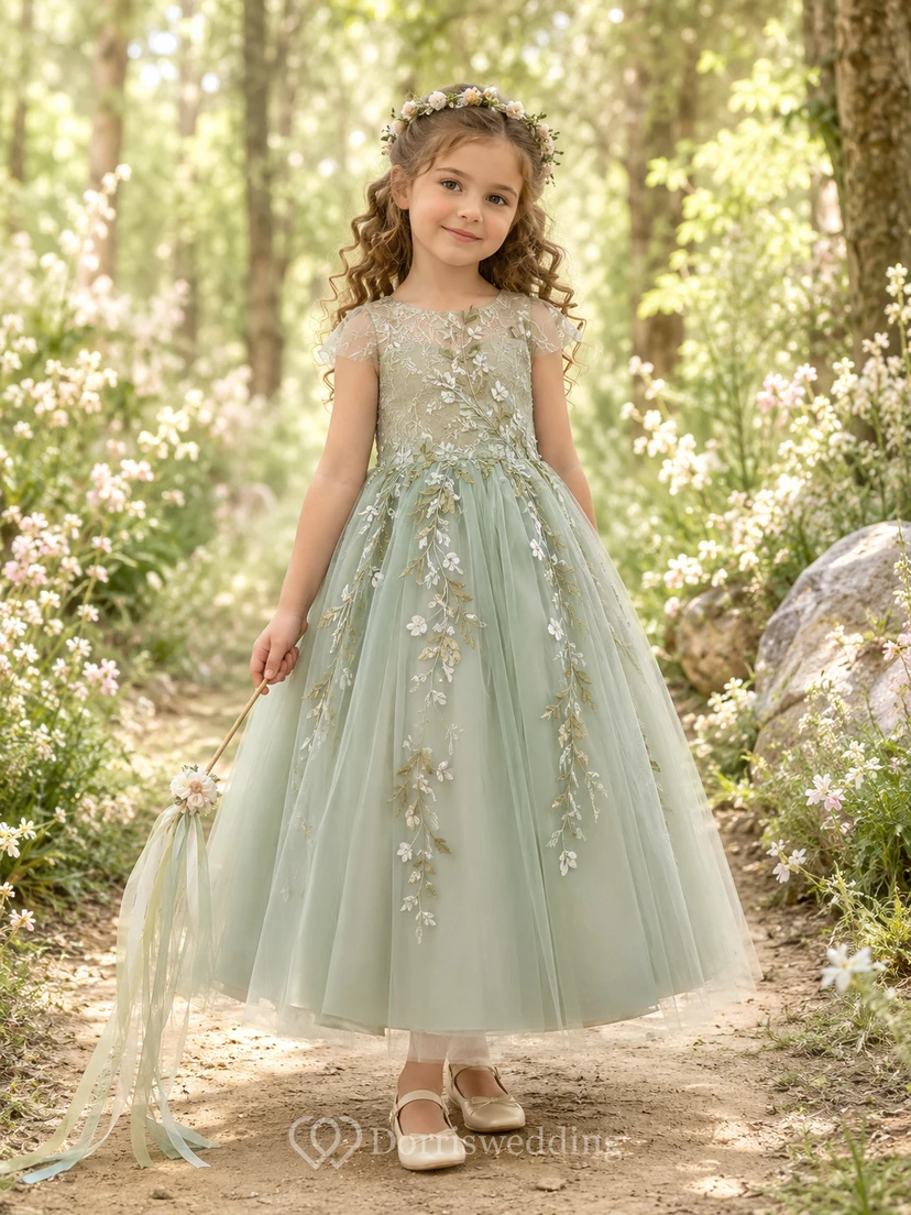 Blumenmädchenkleid aus salbeifarbenem Tüll, A-Linie, Rundhalsausschnitt, Teelänge, florale Applikationen